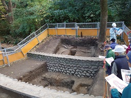 断夫山発掘調査02